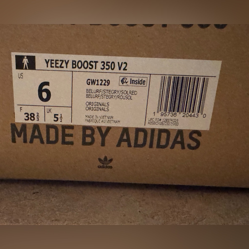Yeezy Boost 350 V2 - Beluga, Steel Gray, Solar Red - Picture 4 of 4
